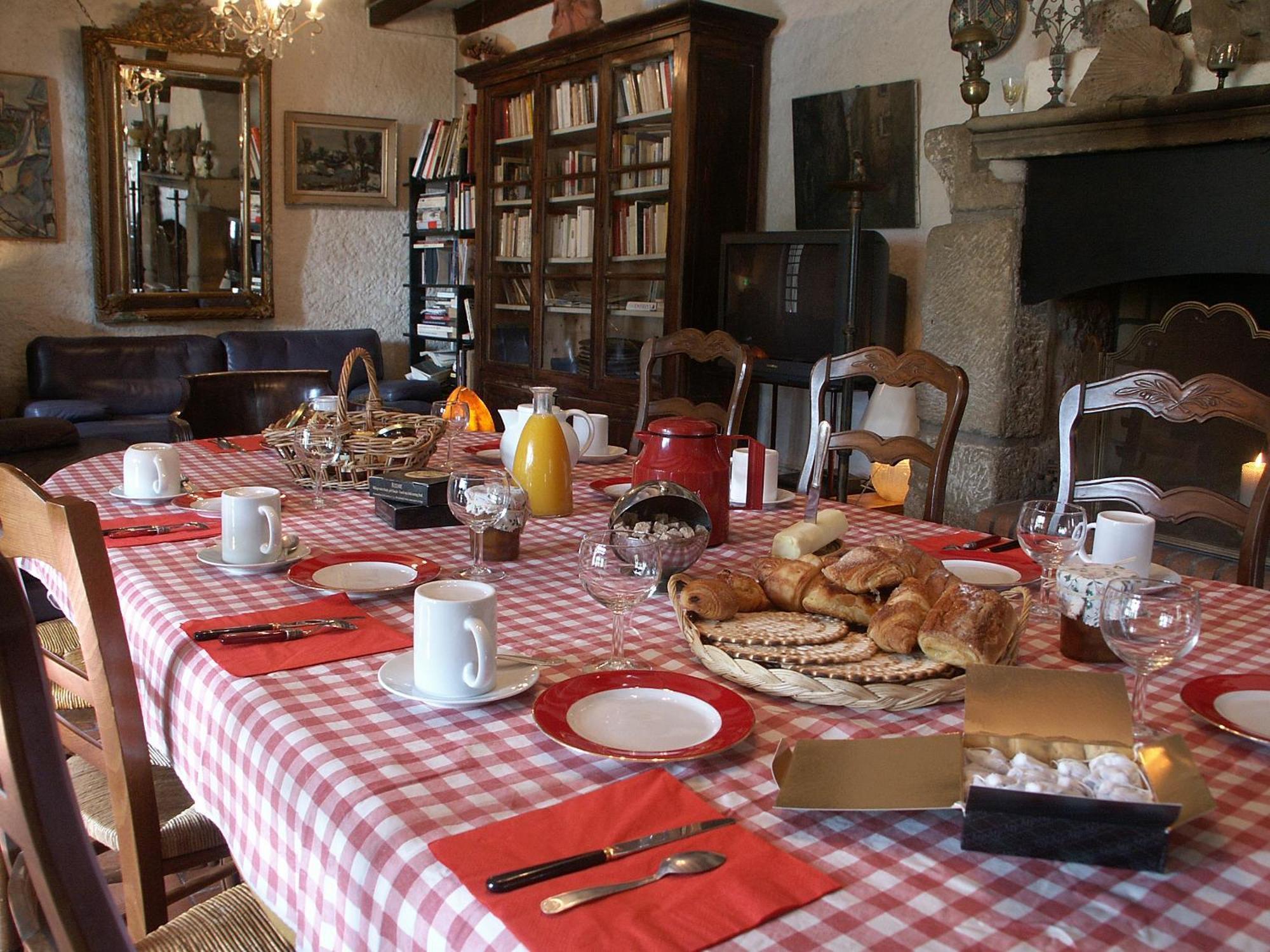 Bed and Breakfast Ecuries Sainte Croix Carcassonne Zewnętrze zdjęcie